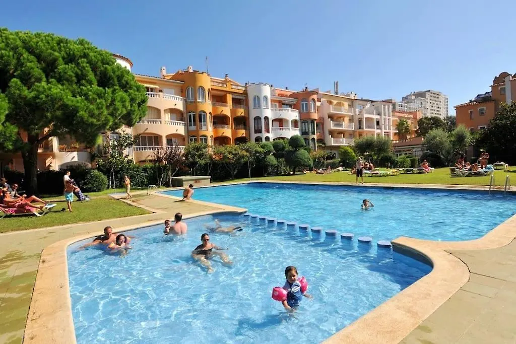 141-Empurialola- Apartamento Con Piscinas En El Centro Y Cerca Del Mar location