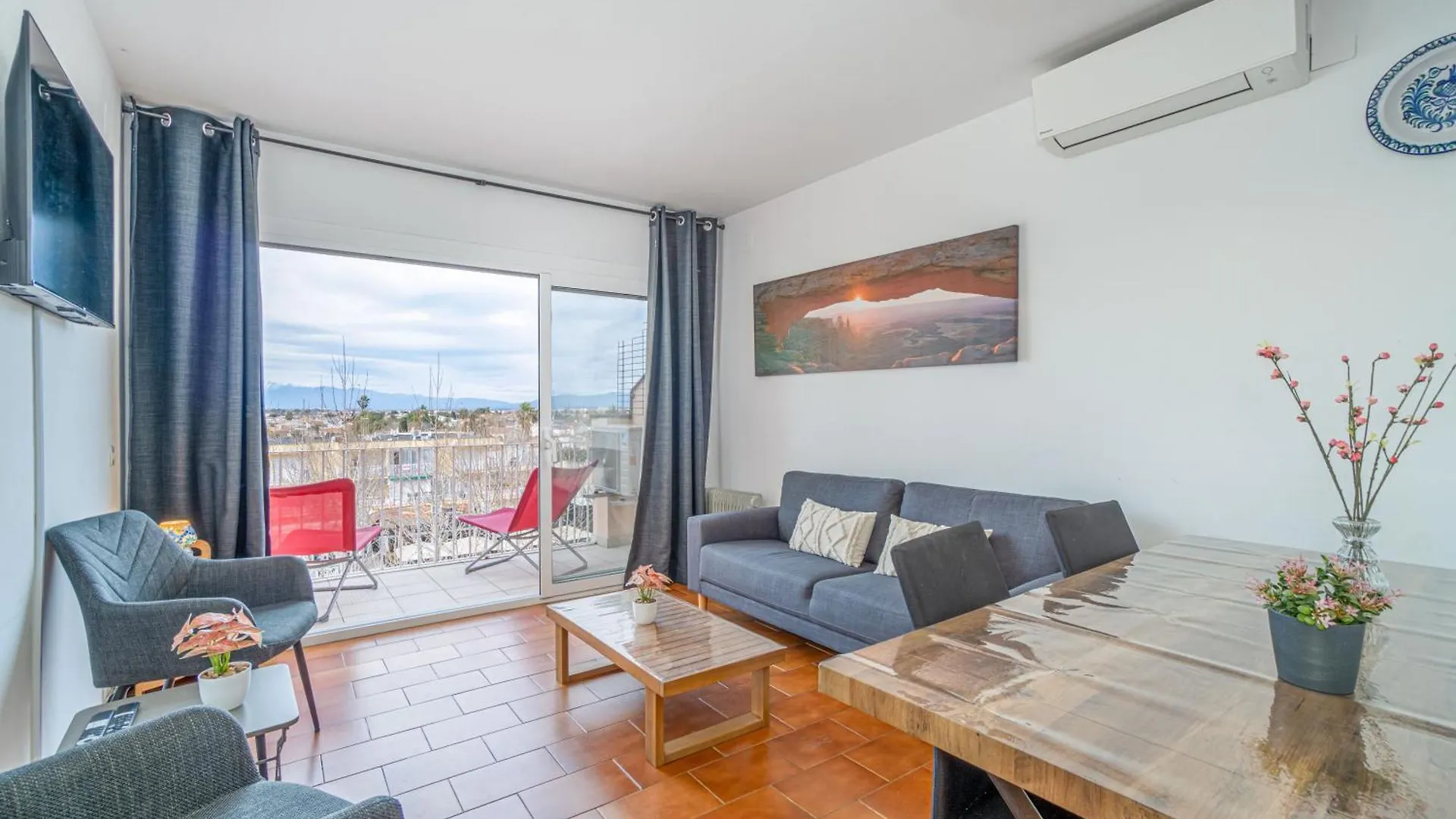 Apartment 141-Empurialola- Apartamento Con Piscinas En El Centro Y Cerca Del Mar Empuriabrava Spain