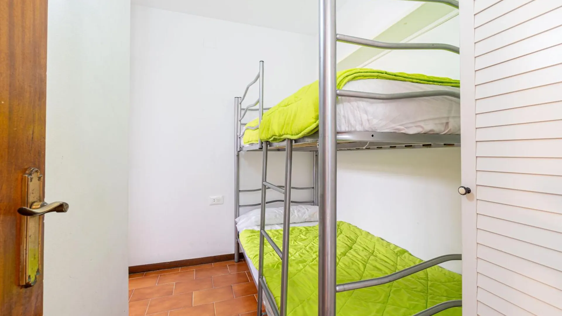 141-Empurialola- Apartamento Con Piscinas En El Centro Y Cerca Del Mar Empuriabrava Apartment